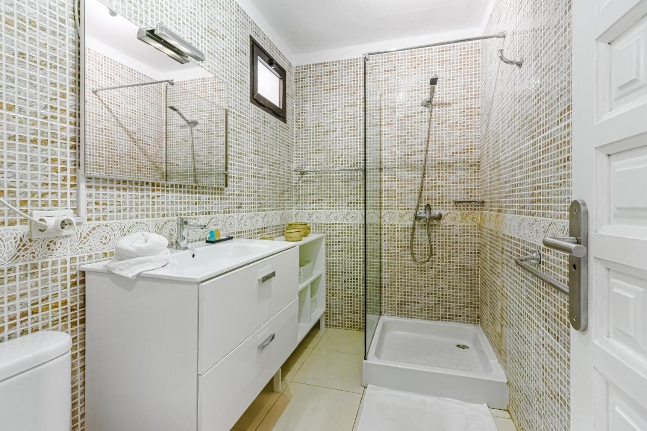 Fantastic Large Studio In Front Of Beach Heated Pool Wifi Arona  Εξωτερικό φωτογραφία