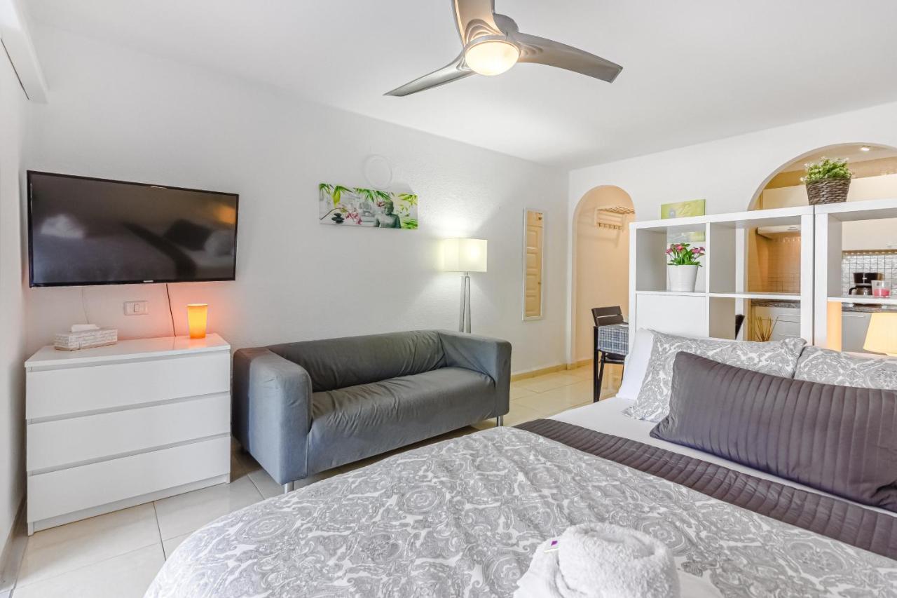 Fantastic Large Studio In Front Of Beach Heated Pool Wifi Arona  Εξωτερικό φωτογραφία